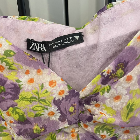 Zara Floral Ruched Tank - Picture 4 of 4
